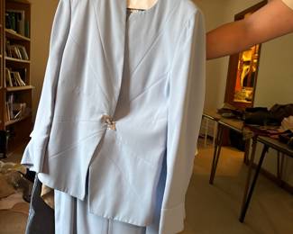 VINTAGE LIGHT BLUE SUIT