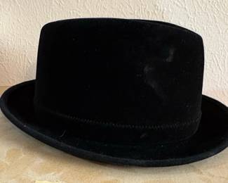 Dobbs Fifth Avenue Black Derby Hat