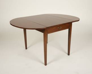 Federal Style Mahogany Drop Leaf Table with Drawer