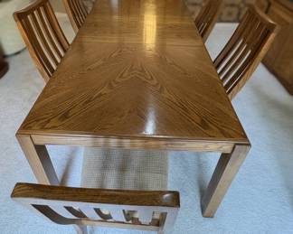 Richardson Brothers Oak Dining Table with 6 Chairs