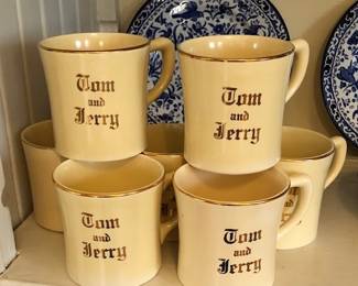 Homer Laughlin Tom & Jerry Mugs
