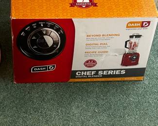 NIB DADH / Blender- retails over $400 / $150