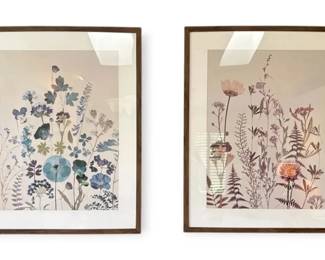 2 Framed Floral Prints