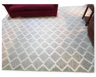 Grey  White Diamond Pattern Large Woven Rug With Pad