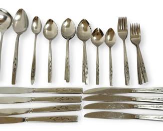 Vintage Capistrano Oneidacraft Deluxe Stainless Flateware 30ct