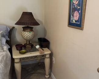 Side table, lamps etx