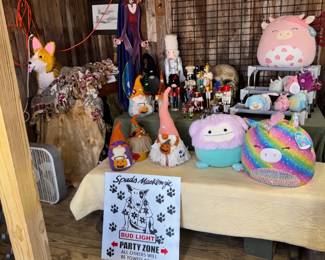 1302 Wigglebutt General Store