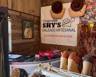 1407 Artesanias de America