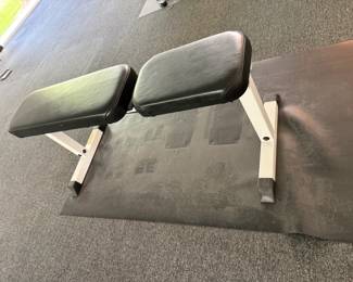 weight bench