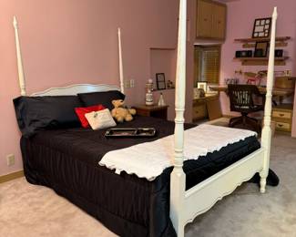 4 poster french provincial bed