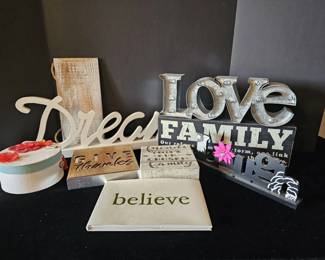 Small Inspirational Decor