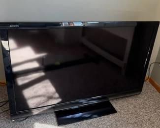 Sharp 60 TV Model LCC6077UN