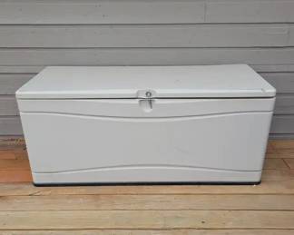 003 Lifetime Deck Box