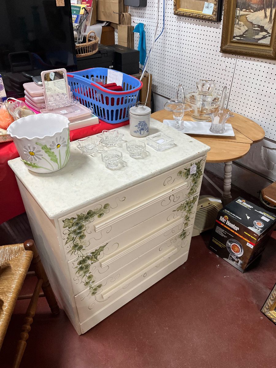 Small painted chest of drawers