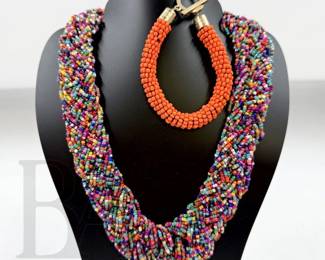 BEADED NECKLACE 