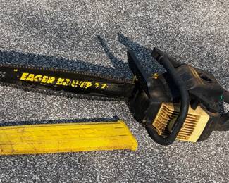McCulloch "Eager Beaver" 3.7 ci chain saw.
