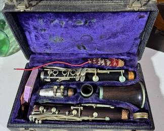 Vintage clarinet.  Case marked "Le Blanc".