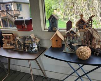 Assorted bird houses - very cute