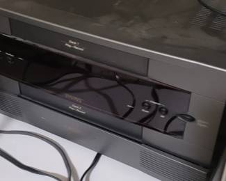 Go video dual VCR video cassette recorder
