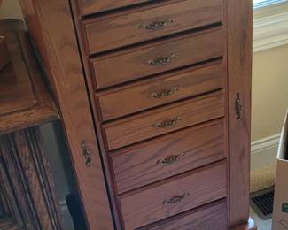 Jewelry armoire