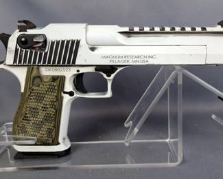 Magnum Research Inc Desert Eagle .50 AE Pistol SN# DK0082523 