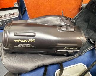 Canon Photura 135 zoom camera