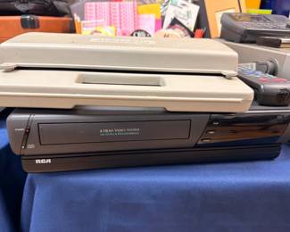 RCA 4-head VCR with VHS rewinder