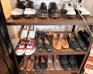 Men's dress shoes and golf shoes lot