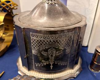 Silver plated covered biscuit barrel with engraved decoration