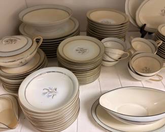 Wheat pattern fine china dinnerware service set