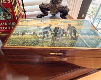 Civil War scene wooden display box with glass lid