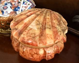 Large alabaster clam shell lidded box