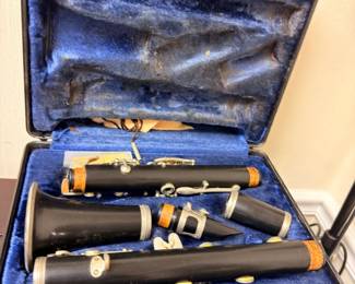 Clarinet in case with accessories