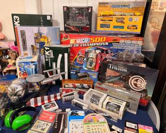 NASCAR Bachmann Tyco model train and diecast car lot