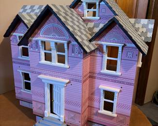 Doll House 