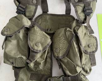  US Military Load Bearing Vest