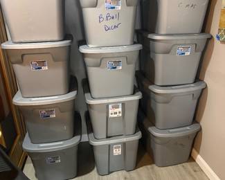 empty plastic totes