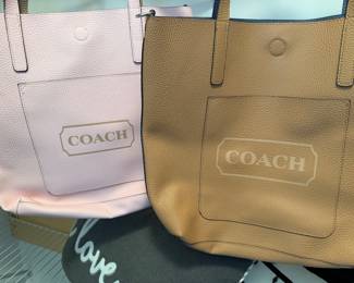 tons of purses