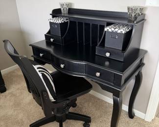 Secretary writing desk Solid wood Queen Ann styled legs with two small storage drawers & three larger center storage drawers - black wooden office chair
