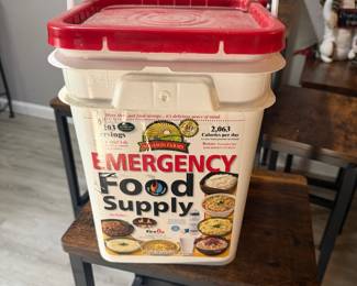  emergency food storage bucket