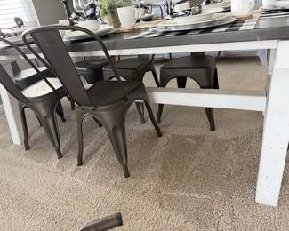 Dining table & metal dining chairs