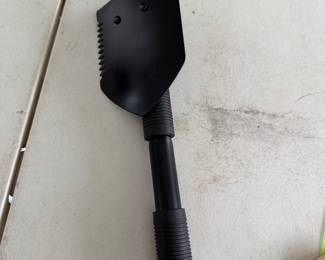foldable multi-tool shovel
