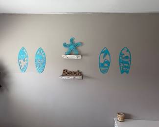 4Pcs Metal Surfboard Wall Decor Surfboard Signs Shark, Palm Tree, Sea Turtle (Blue) & Metal Blue Starfish Wall Decoration 