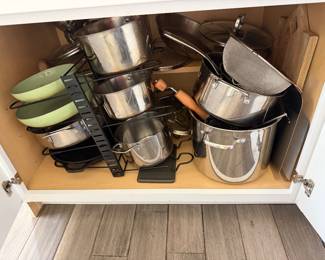 pots and pans & Pot and Pan Storage Rack