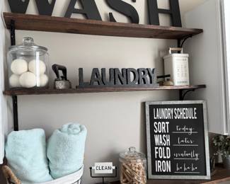 fun bathroom decor