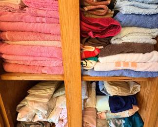 Up primary bathroom Towels, sheets, wash clothes