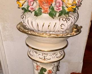 Capodimonte Plant stand & Large floral basket