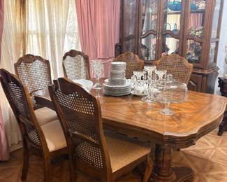 Dining room - 1960’s style dining table with chairs and leaf