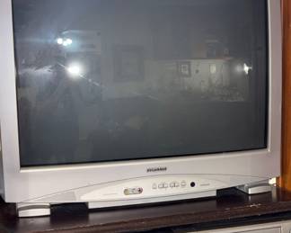 Sylvania Television, DVD players Admiral 