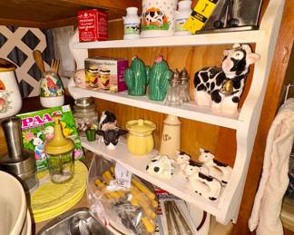 Cows, salt & Peppers shakers, Knife Sharpener, Vintage chopper 